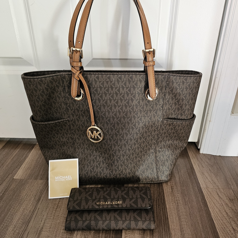 Michael Kors Signature Brown Tote and Wallet